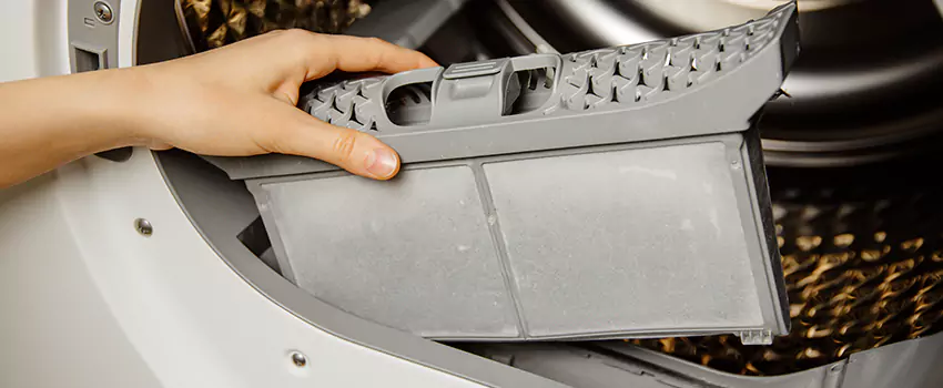 Signs Of A Clogged Dryer Lint Trap in Trenton, Michigan